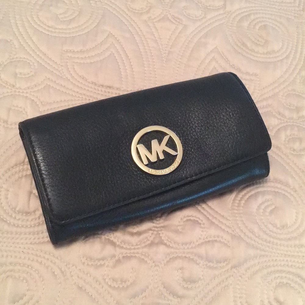 Large leather Michael Kors Wallet